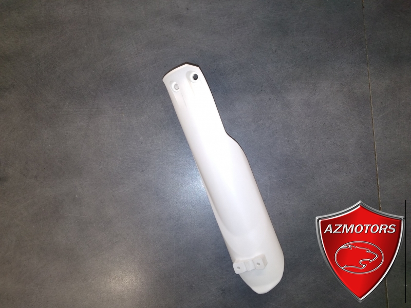 OCCASION - PROTECTION TUBE DE FOURCHE GAUCHE BETA BLANC OCCASION - PROTECTION TUBE DE FOURCHE GAUCHE BETA BLANC origine BETA -DISPO